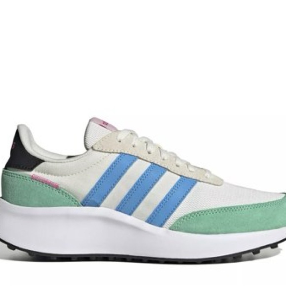 Women’s Run 70s sneaker size 9
Color Off White/Blue/Mint Green